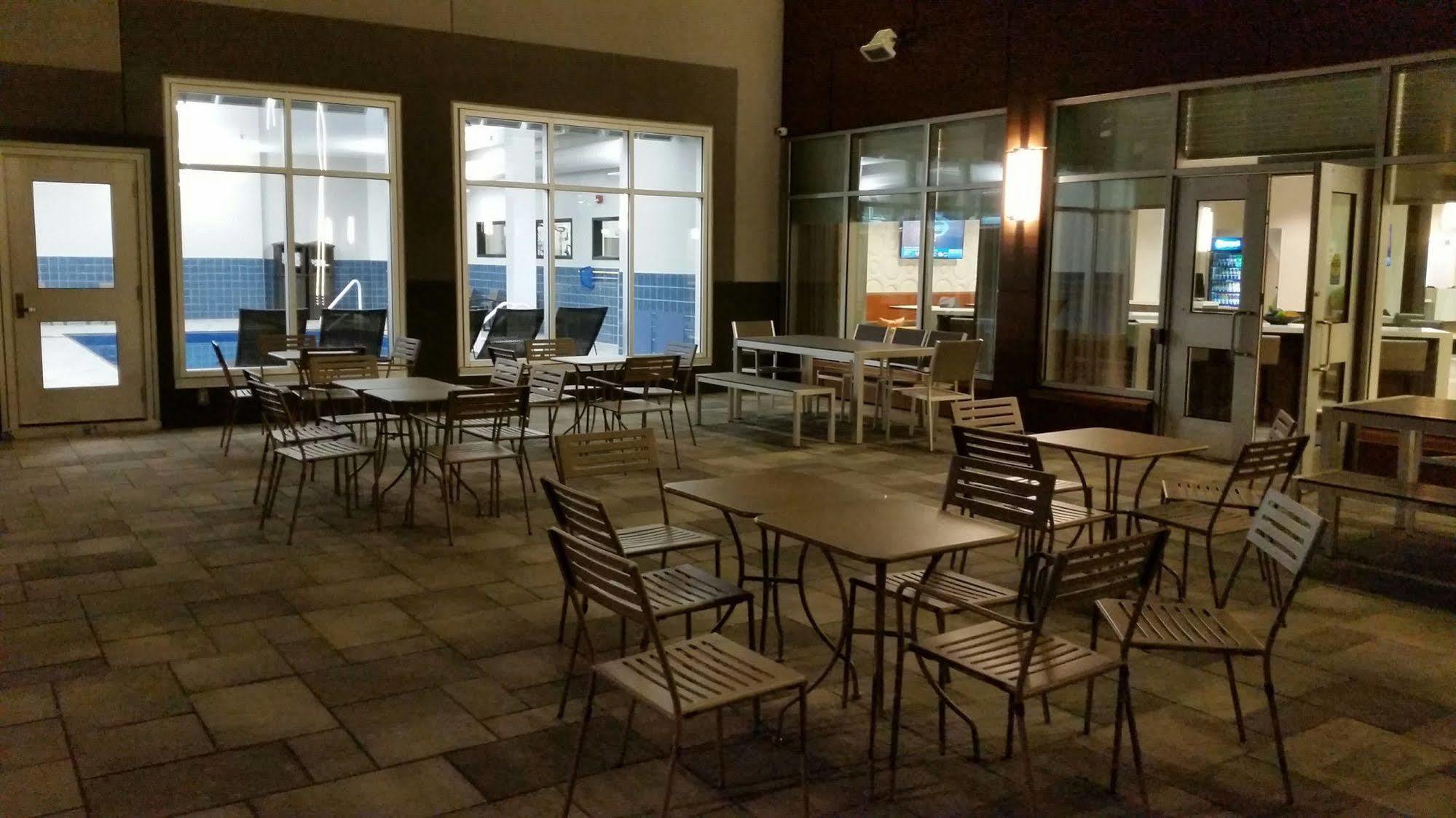 Wingate By Wyndham Dieppe Moncton Ngoại thất bức ảnh